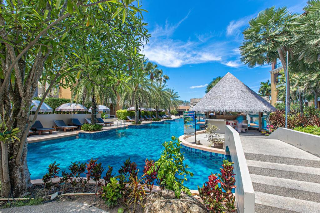 Rawai Palm Beach Resort – Phuket